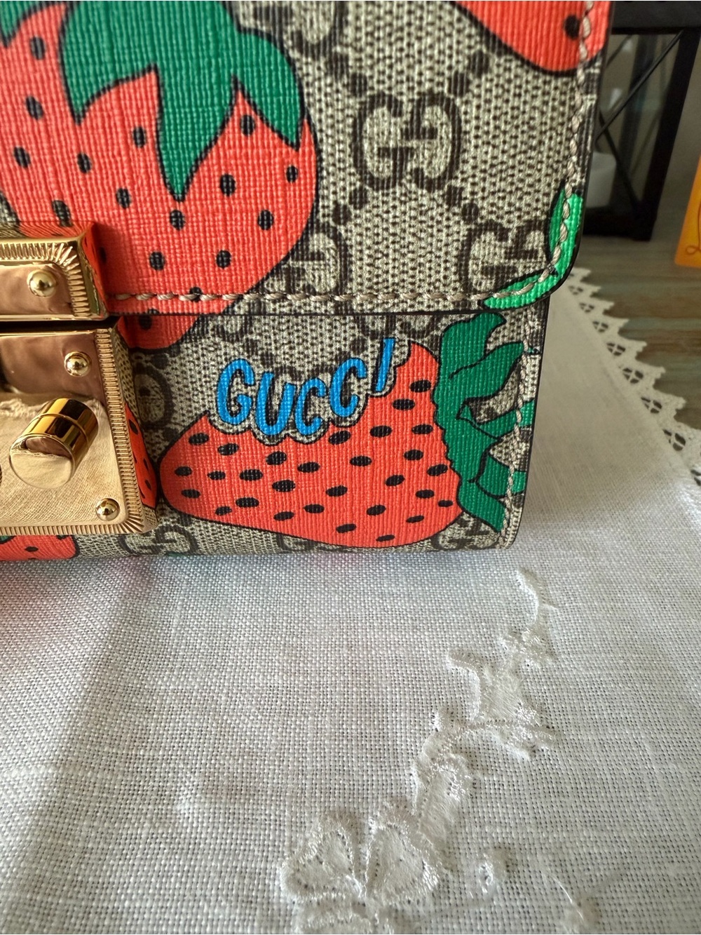 Gucci Strawberry Print GG Crossbody - Picture 3 of 7